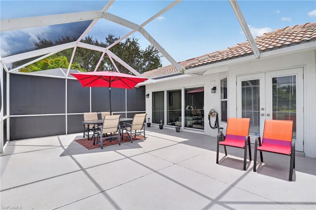 2166 Stacil Cir, Unit 17, Naples, FL 34109 Photo