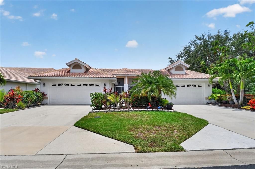 2166 Stacil Cir, Unit 17, Naples, FL 34109 Photo