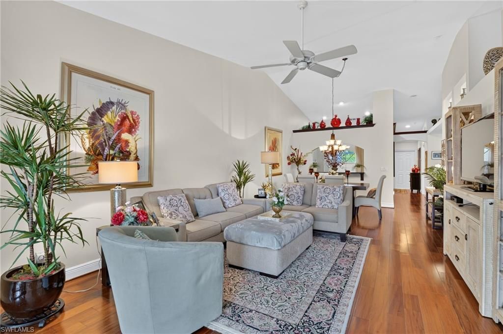 2166 Stacil Cir, Unit 17, Naples, FL 34109 Photo