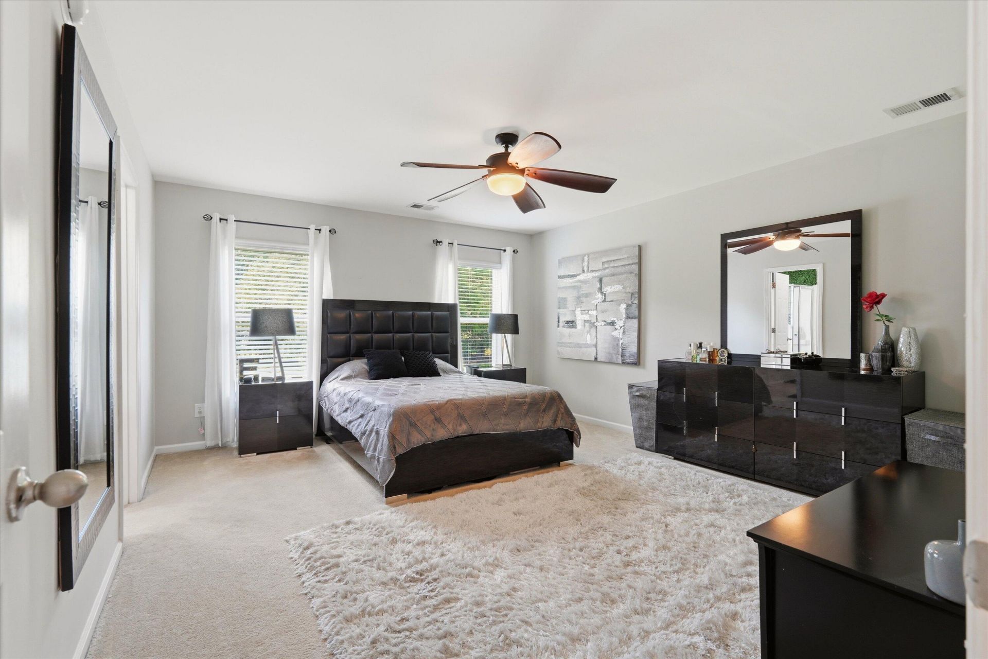 261 Loocock Drive Photo 19
