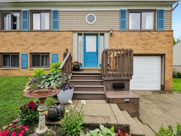 336 Farnsworth Drive, West Carrollton, OH 45449