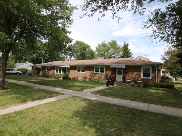 5 N Washington Street , Unit 5, Westmont, IL 60559