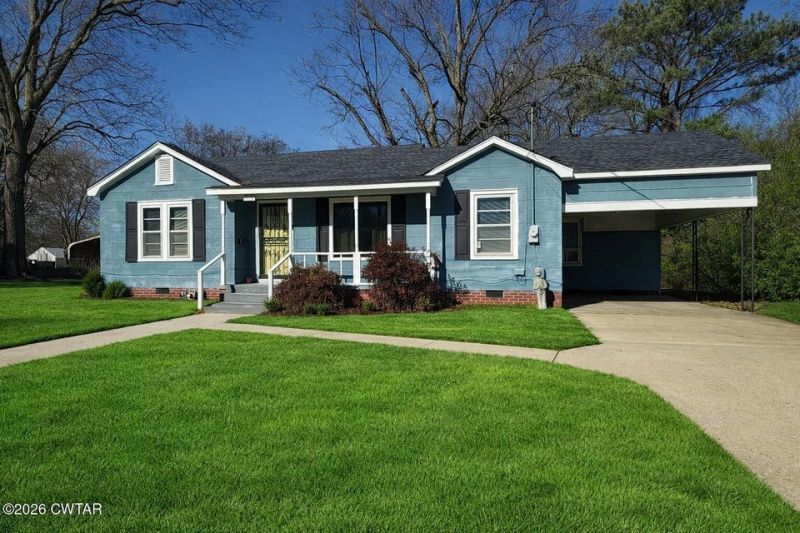 510 E Tigrett St, Halls, TN 38040 Main Photo