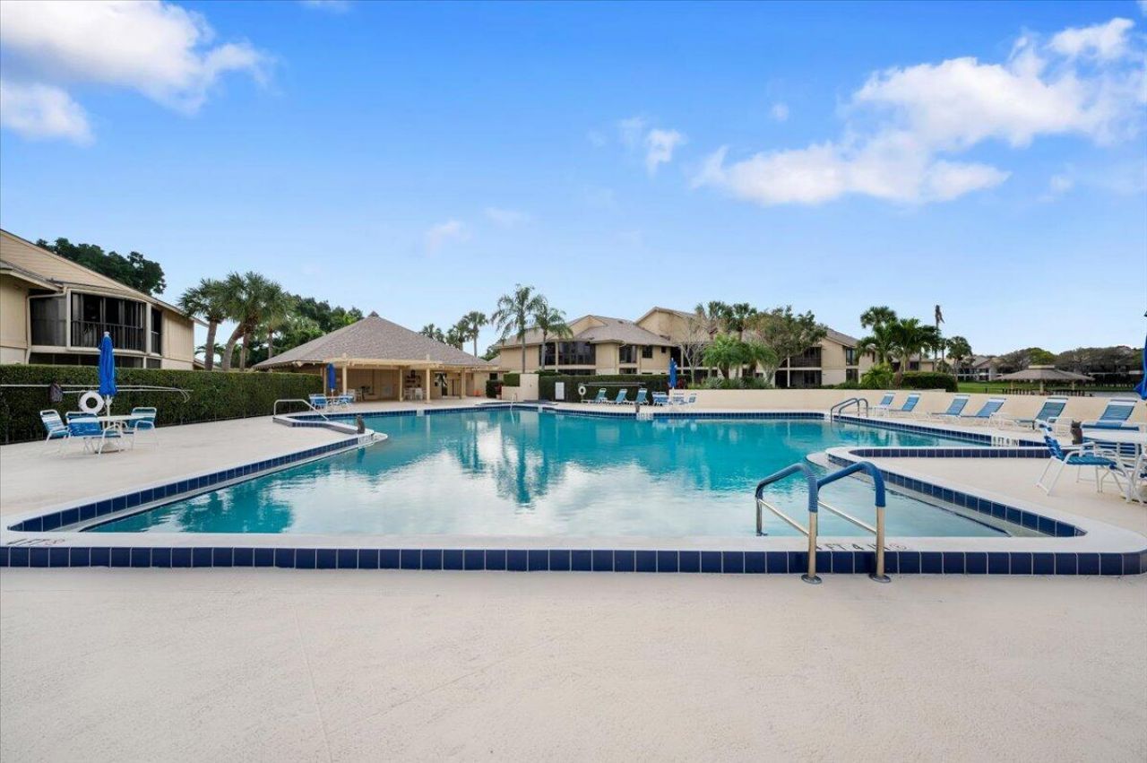 16913 Waterbend Drive, Unit 165, Jupiter, FL 33477 Photo