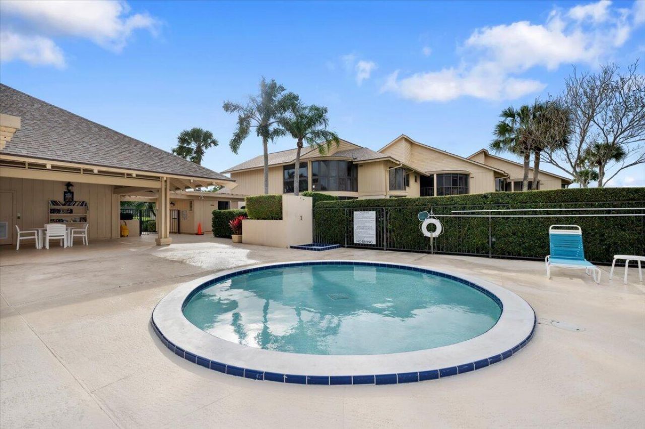16913 Waterbend Drive, Unit 165, Jupiter, FL 33477 Photo