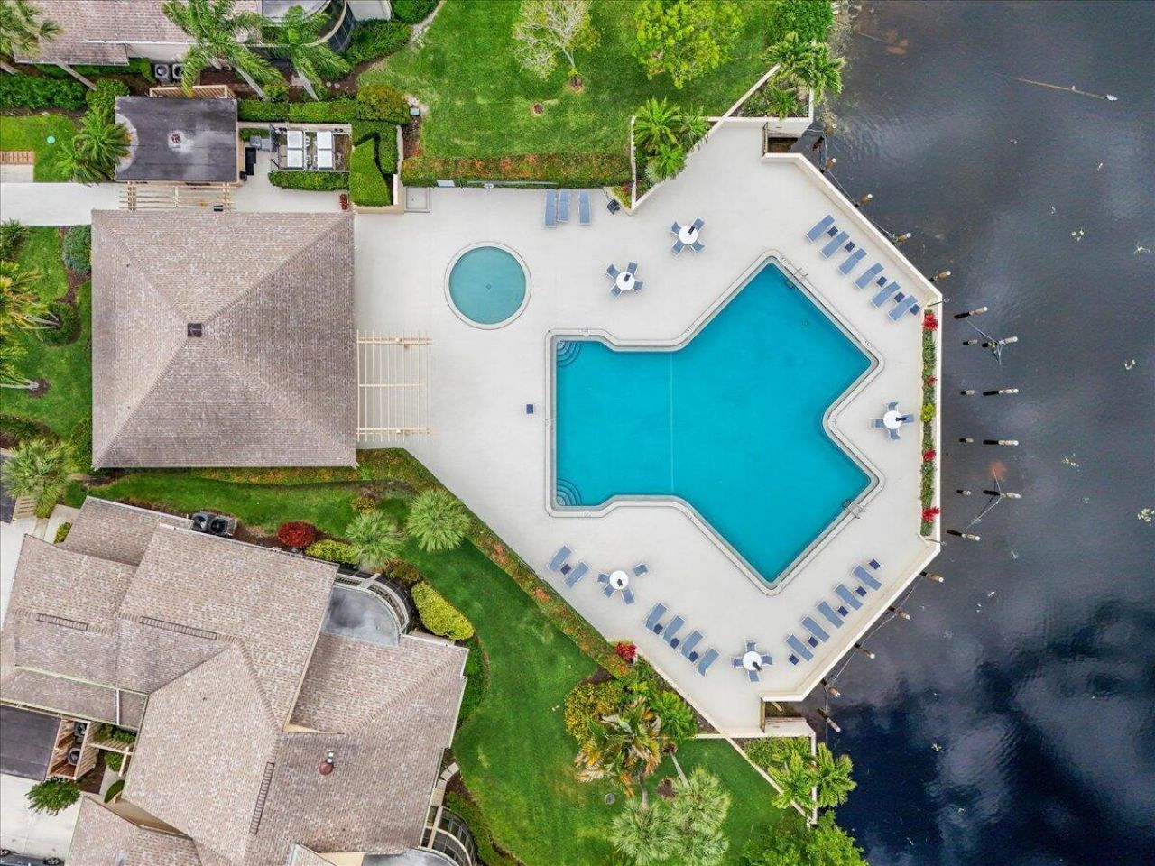 16913 Waterbend Drive, Unit 165, Jupiter, FL 33477 Photo