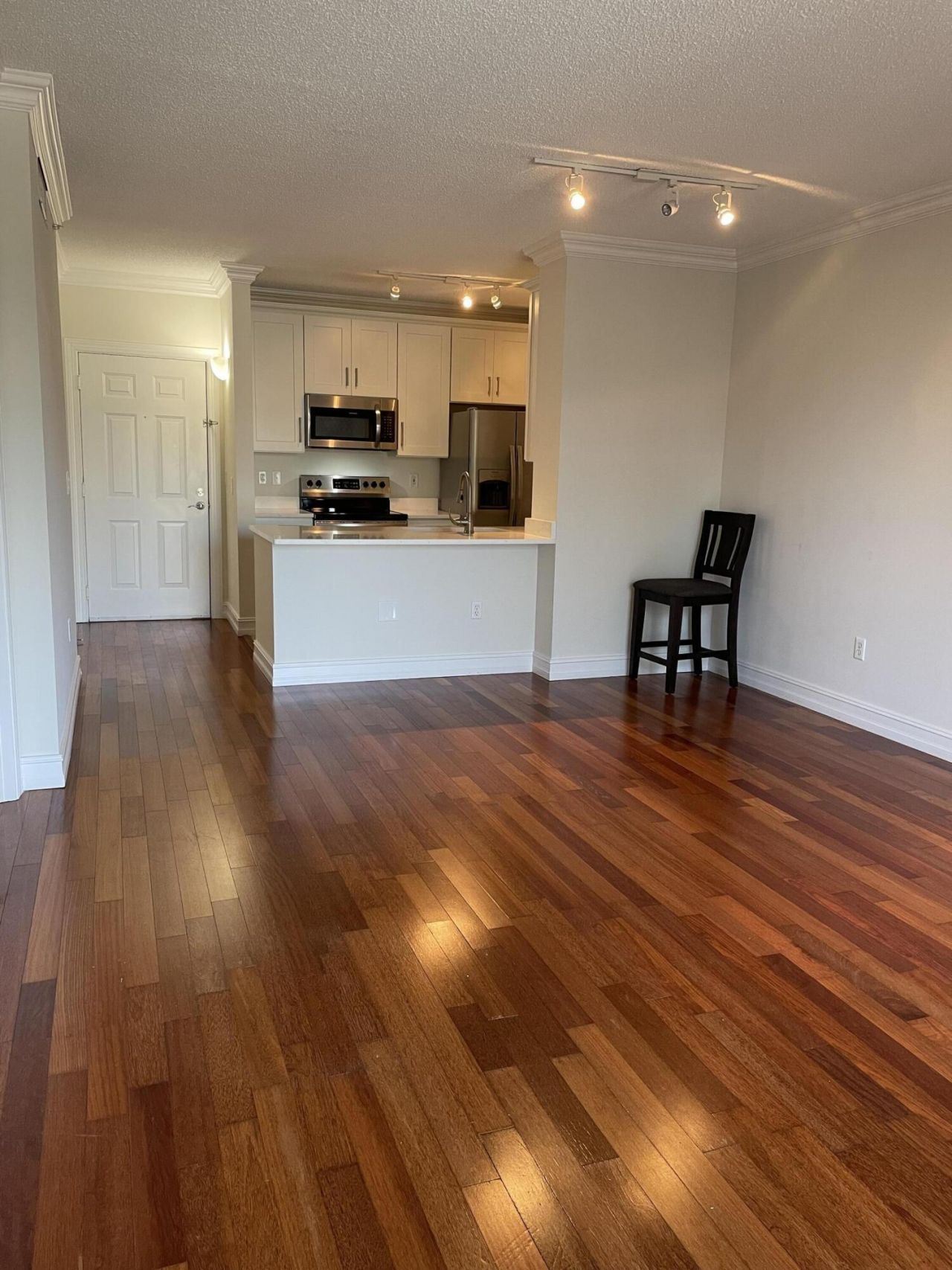 780 S Sapodilla Avenue, Unit 412, West Palm Beach, FL 33401 Photo