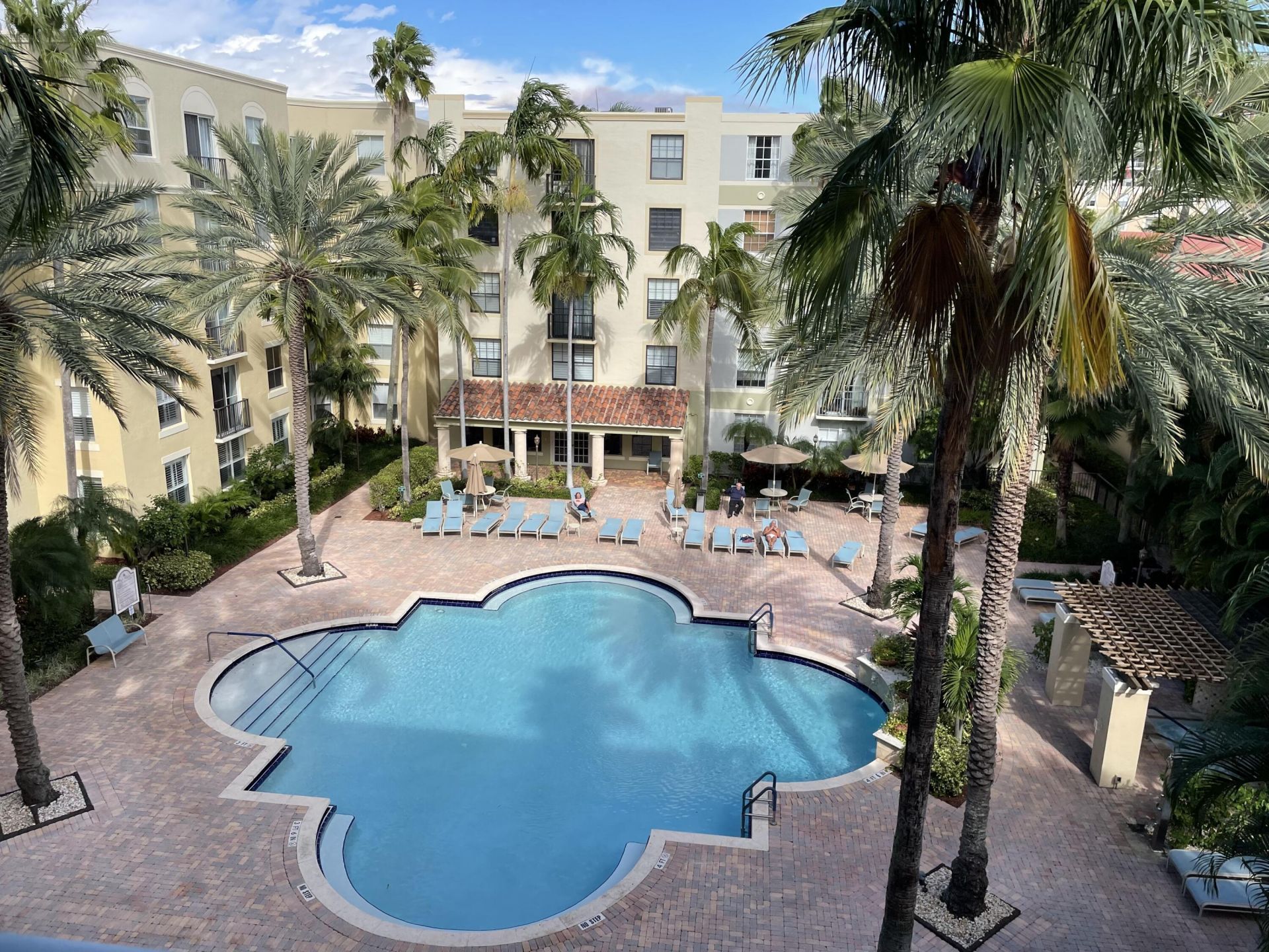 780 S Sapodilla Avenue, Unit 412, West Palm Beach, FL 33401 Photo