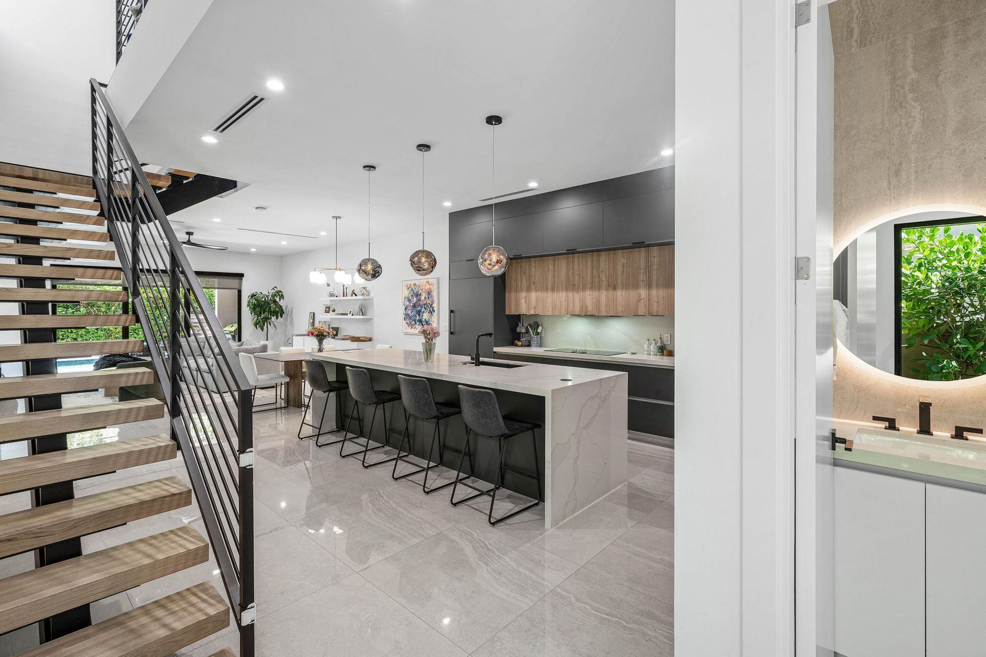 1123 NE 12th Avenue, Unit A, Fort Lauderdale, FL 33304 Photo