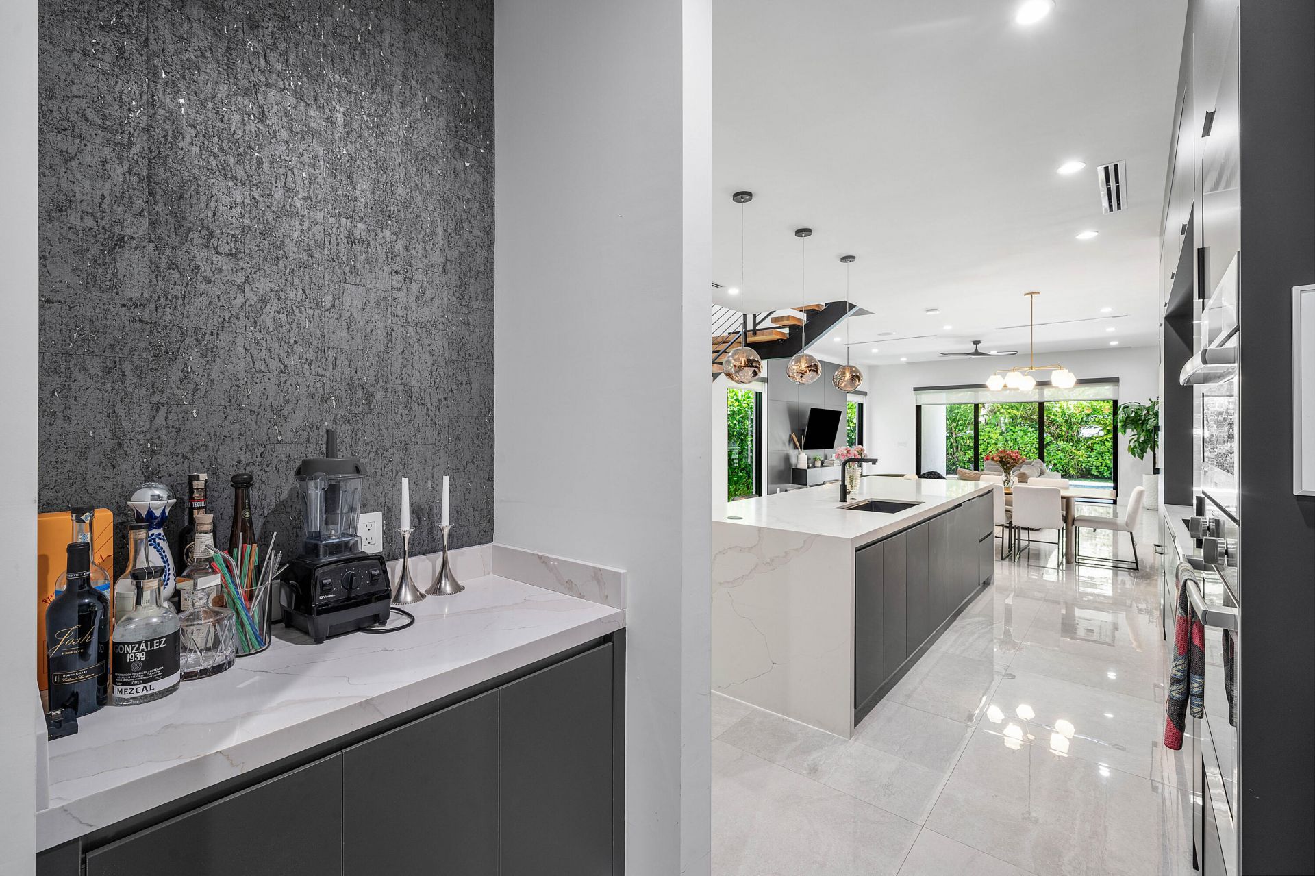 1123 NE 12th Avenue, Unit A, Fort Lauderdale, FL 33304 Photo
