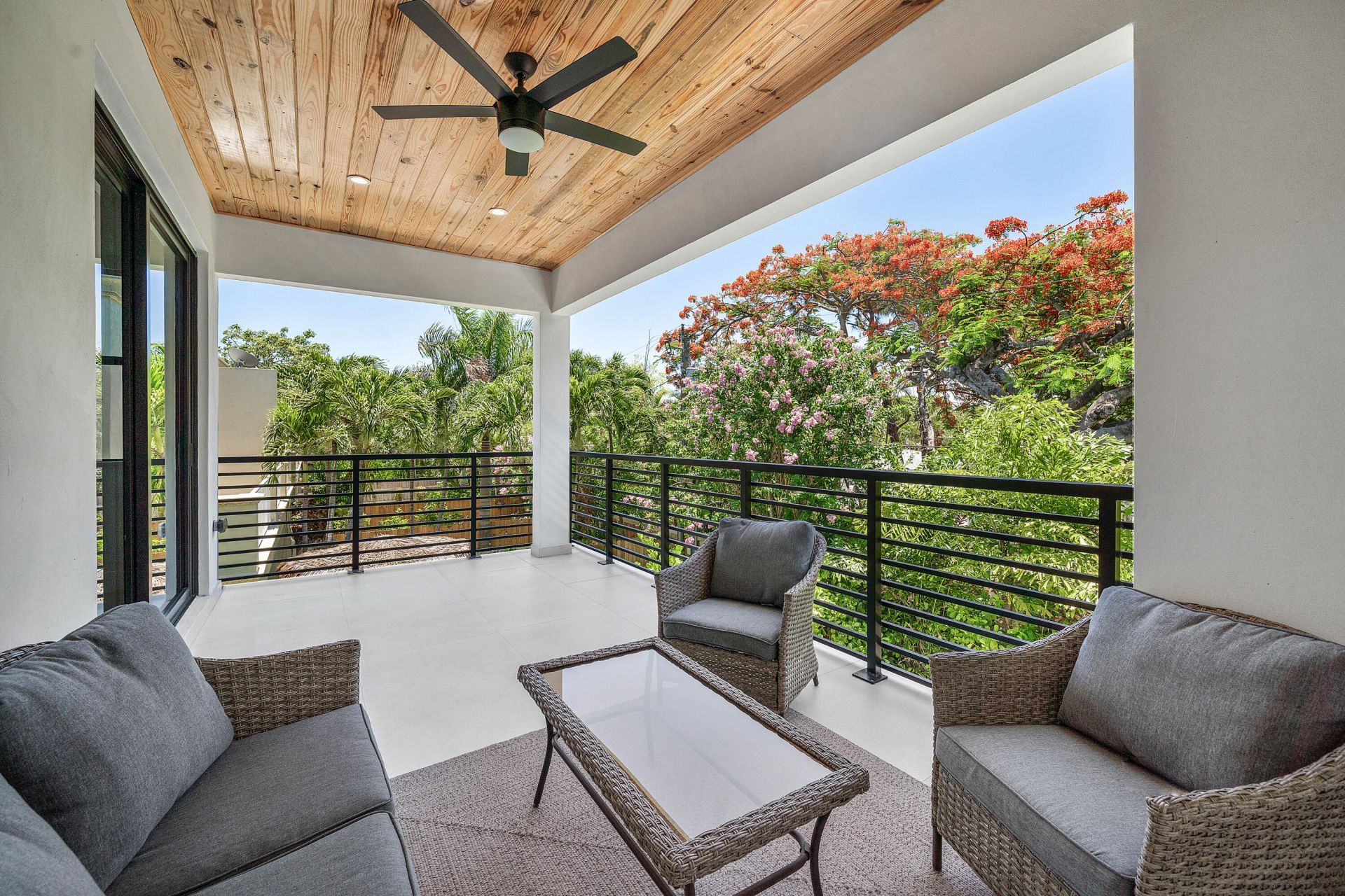 1123 NE 12th Avenue, Unit A, Fort Lauderdale, FL 33304 Photo
