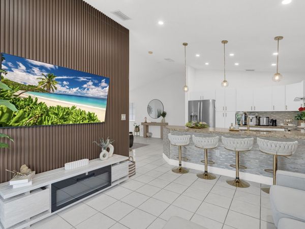 17901 SW 144th Avenue, Miami, FL 33177