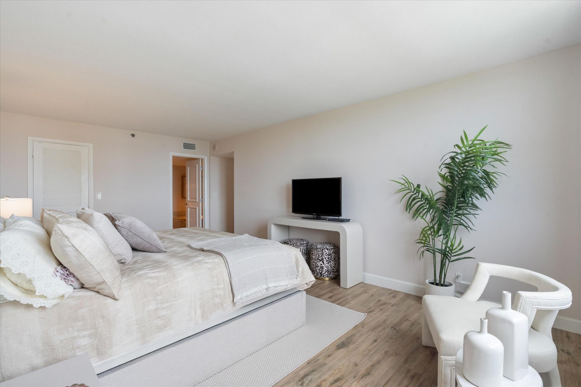 2003 N Ocean Boulevard, Unit 902, Boca Raton, FL 33431 Photo