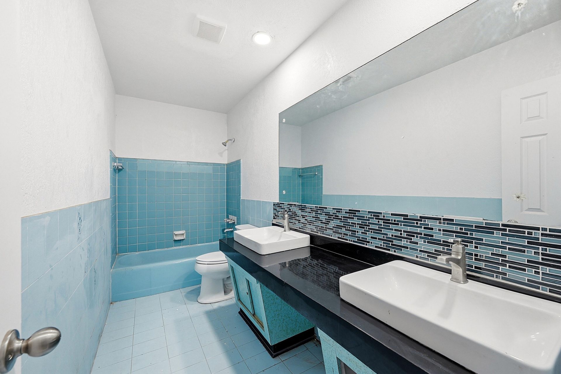 4401 NW 33rd Street, Lauderdale Lakes, FL 33319 Photo