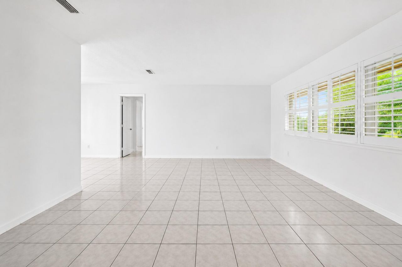 842 Fathom Road W, North Palm Beach, FL 33408 Photo