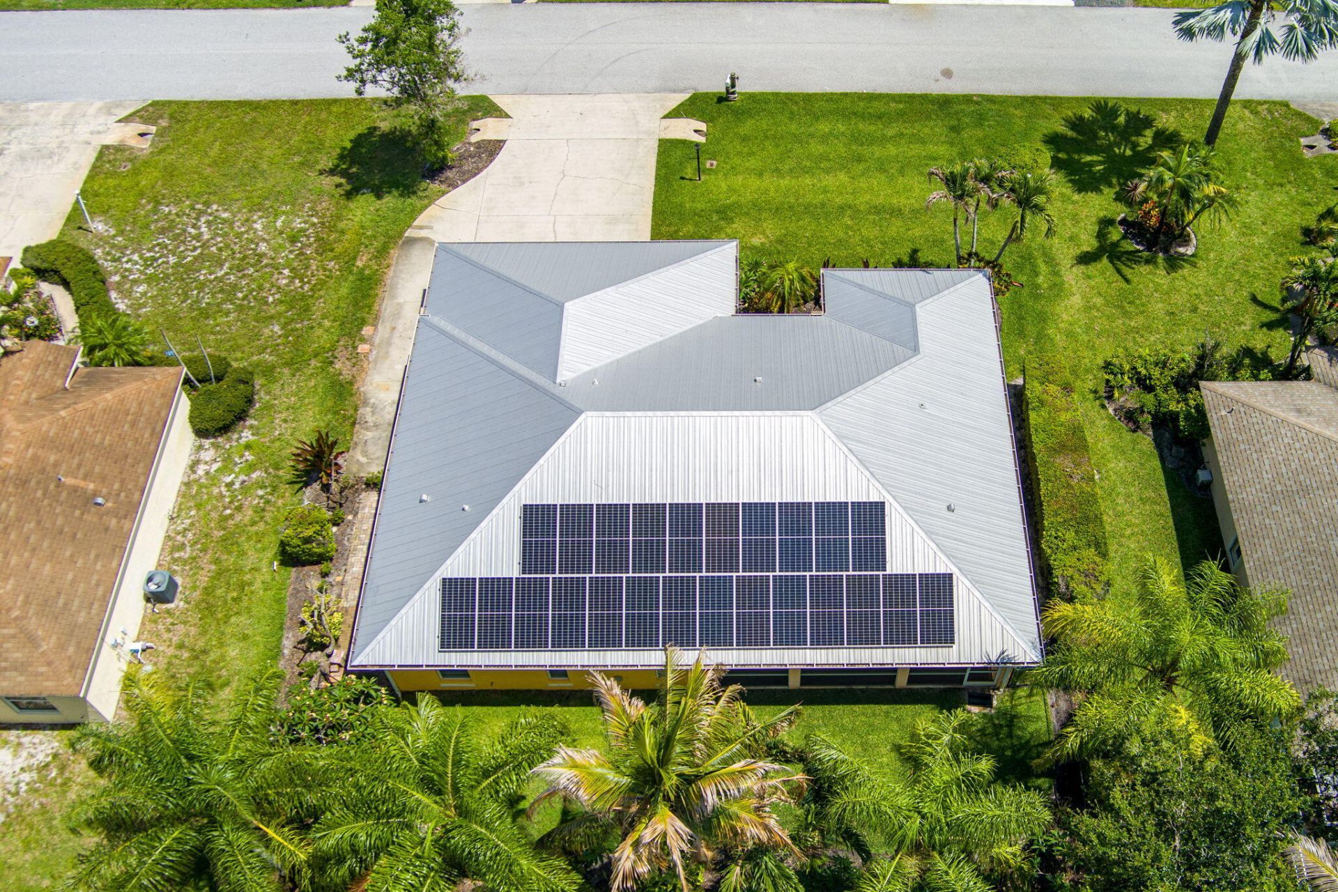 426 NE Vanda Terrado, Jensen Beach, FL 34957 Photo