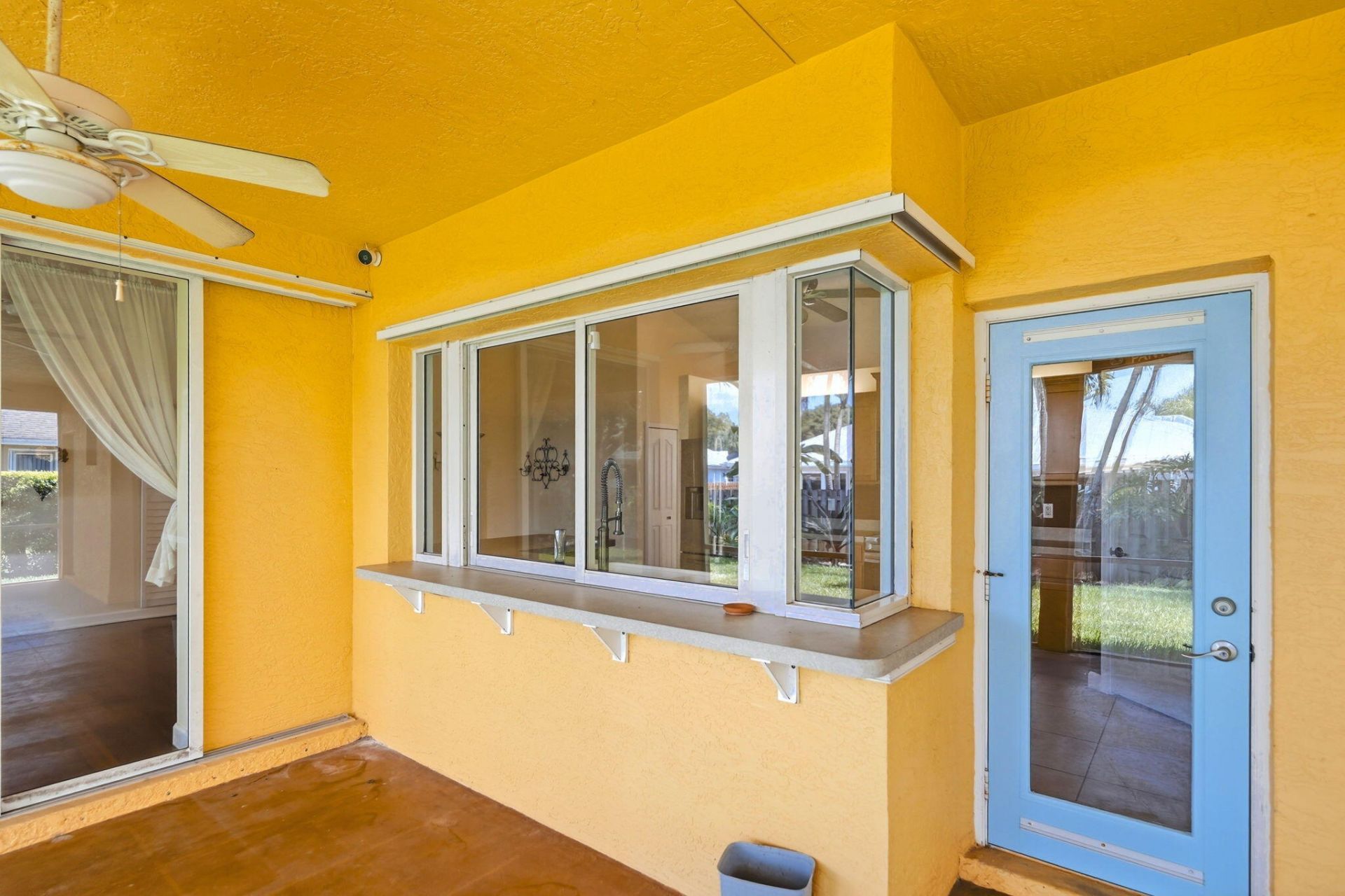 426 NE Vanda Terrado, Jensen Beach, FL 34957 Photo