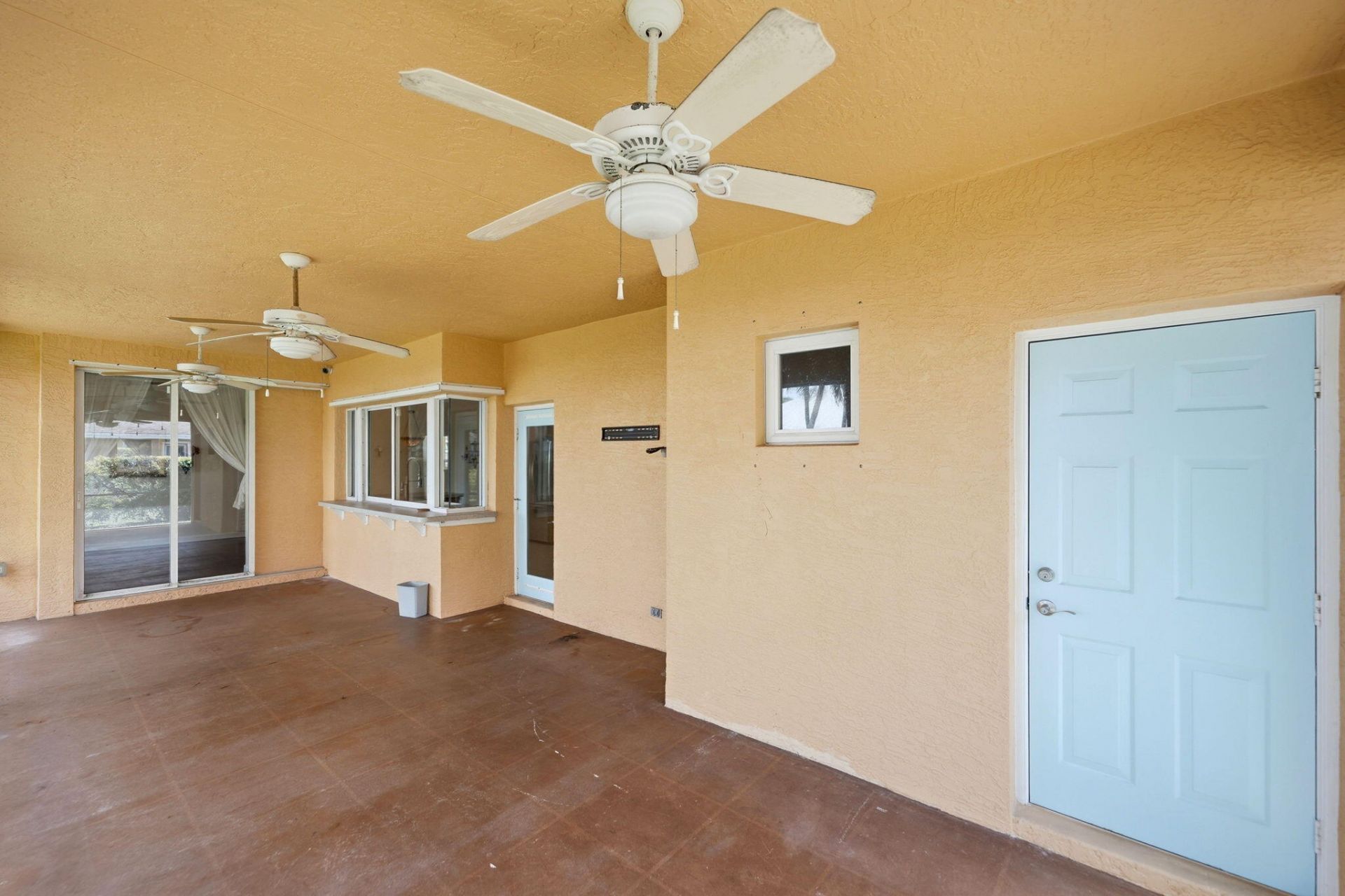 426 NE Vanda Terrado, Jensen Beach, FL 34957 Photo