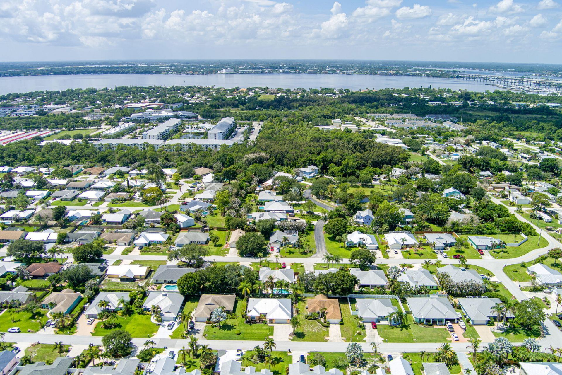 426 NE Vanda Terrado, Jensen Beach, FL 34957 Photo