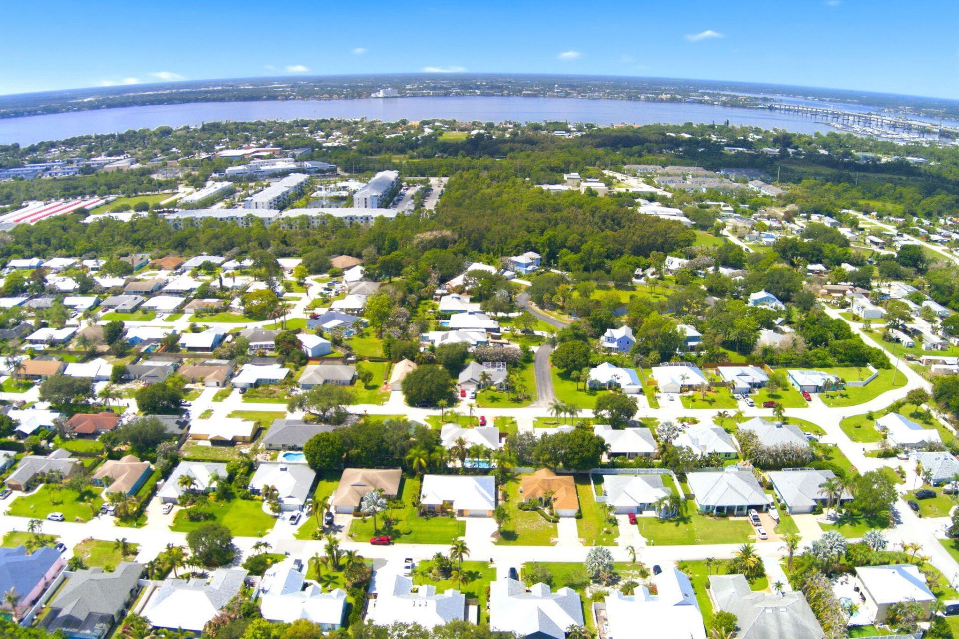 426 NE Vanda Terrado, Jensen Beach, FL 34957 Photo