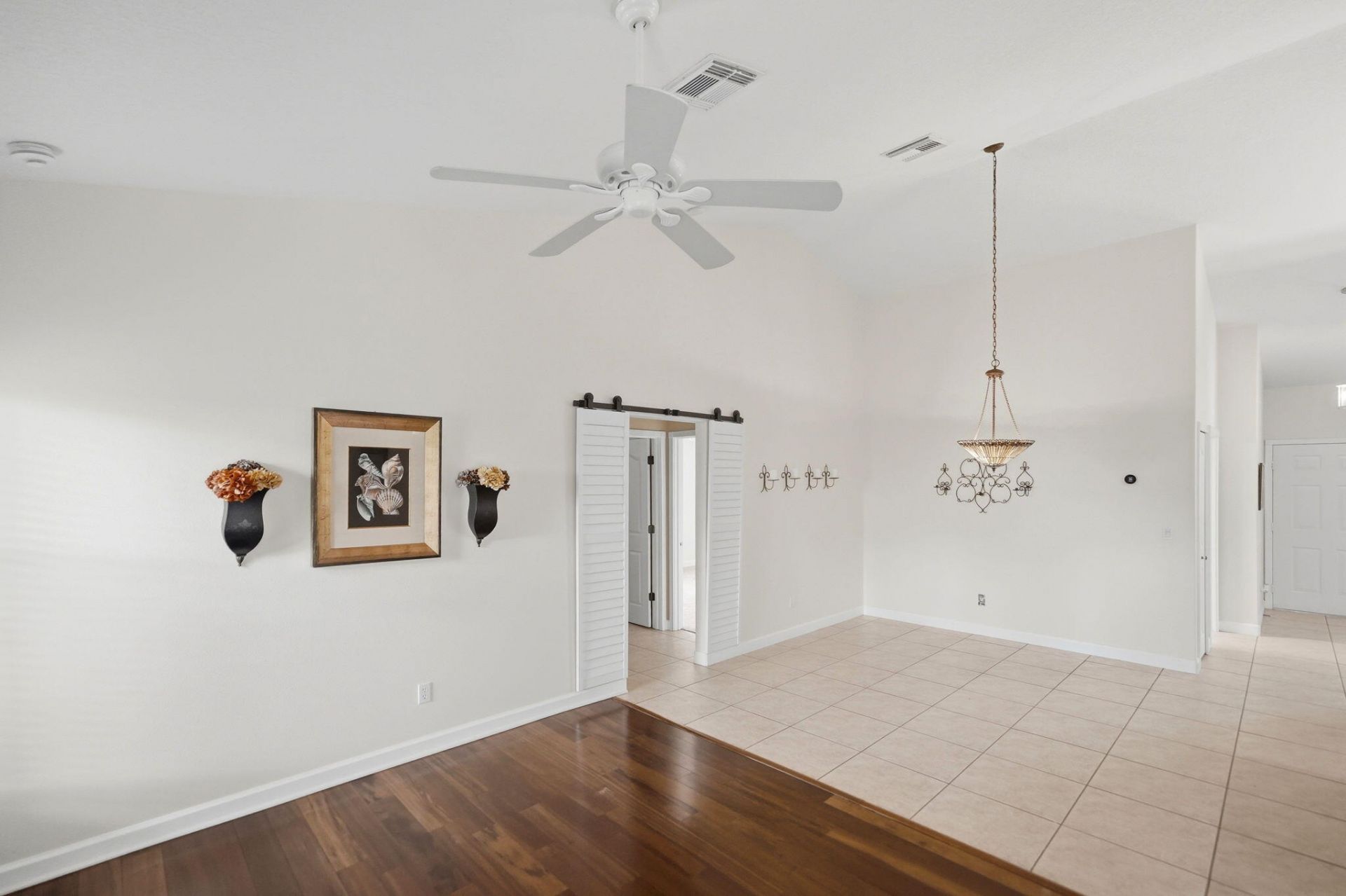 426 NE Vanda Terrado, Jensen Beach, FL 34957 Photo