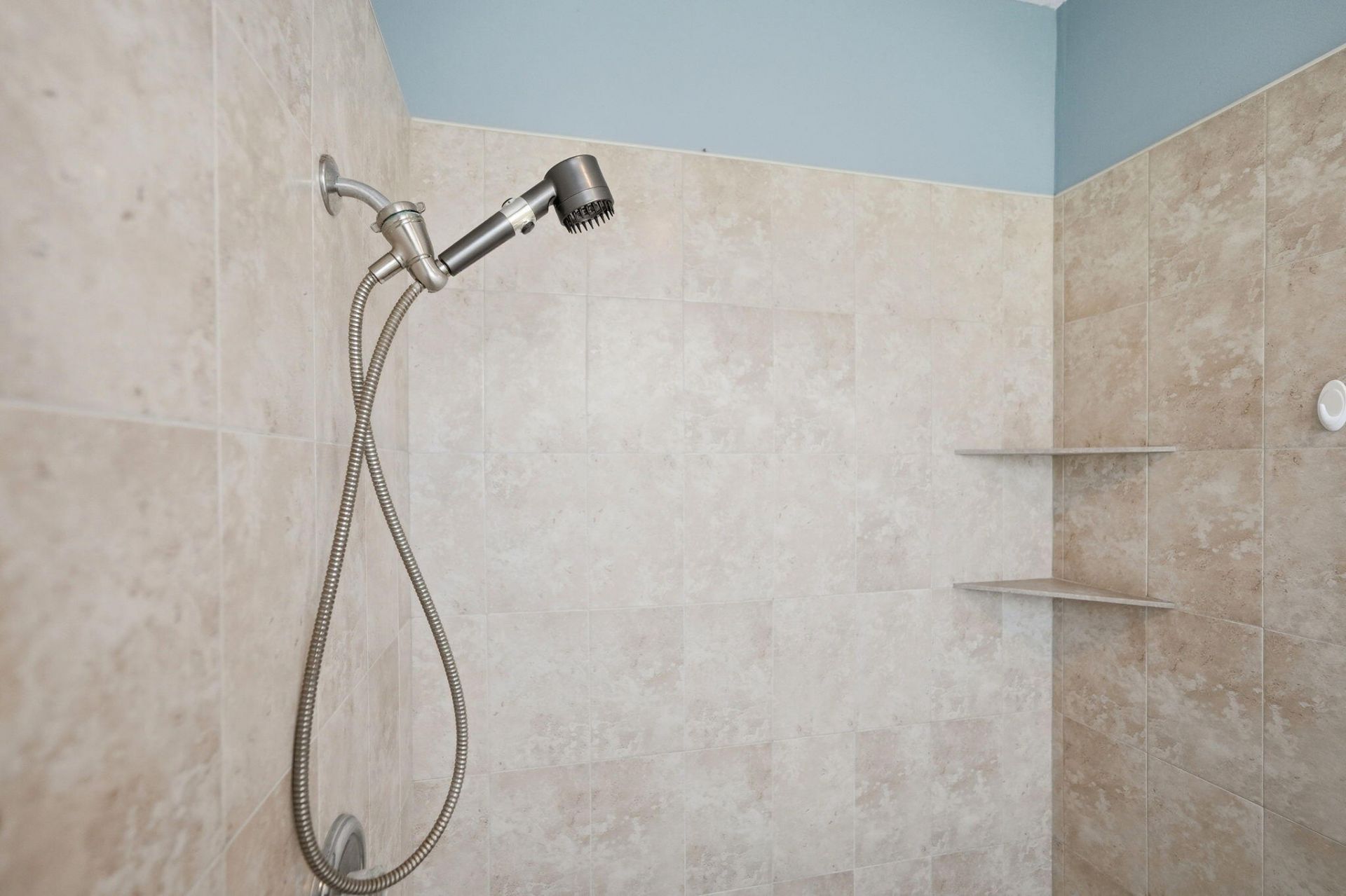 426 NE Vanda Terrado, Jensen Beach, FL 34957 Photo