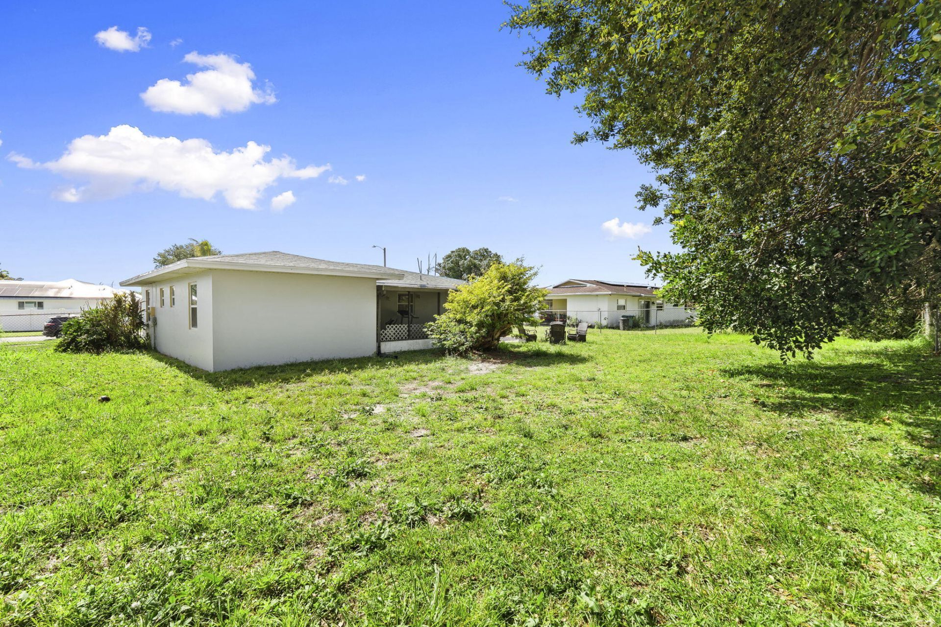 276 NE Summer Road, Port Saint Lucie, FL 34983 Photo