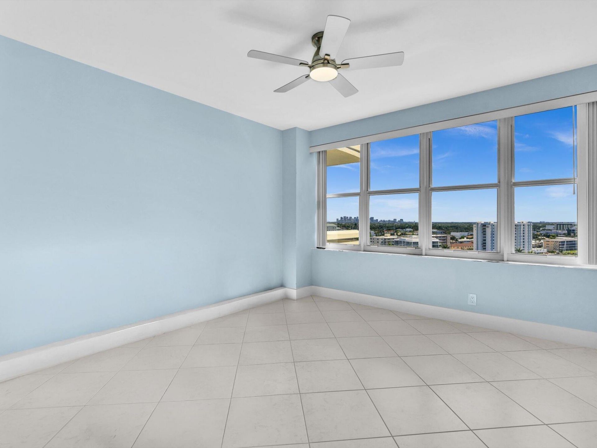 3200 NE 36th Street, Unit 1201, Fort Lauderdale, FL 33308 Photo