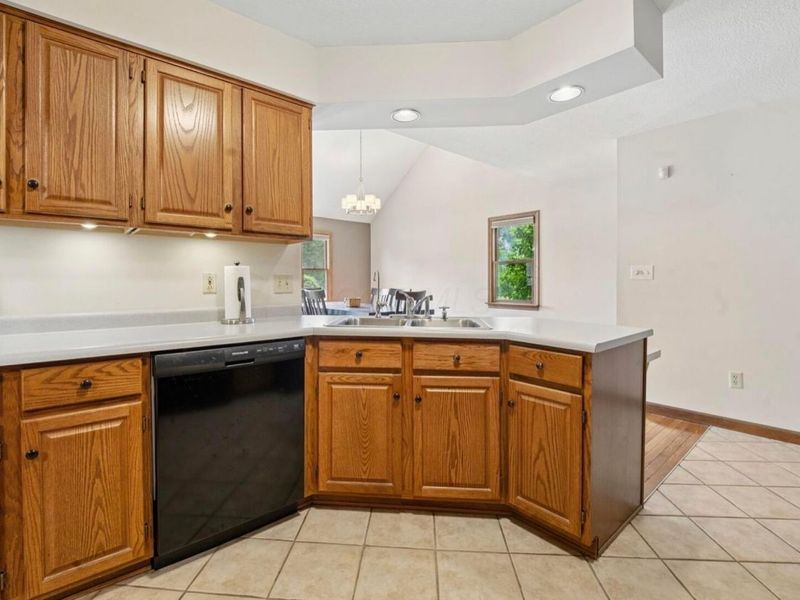 20521 Northwest Parkway, Marysville, OH 43040 Photo 17