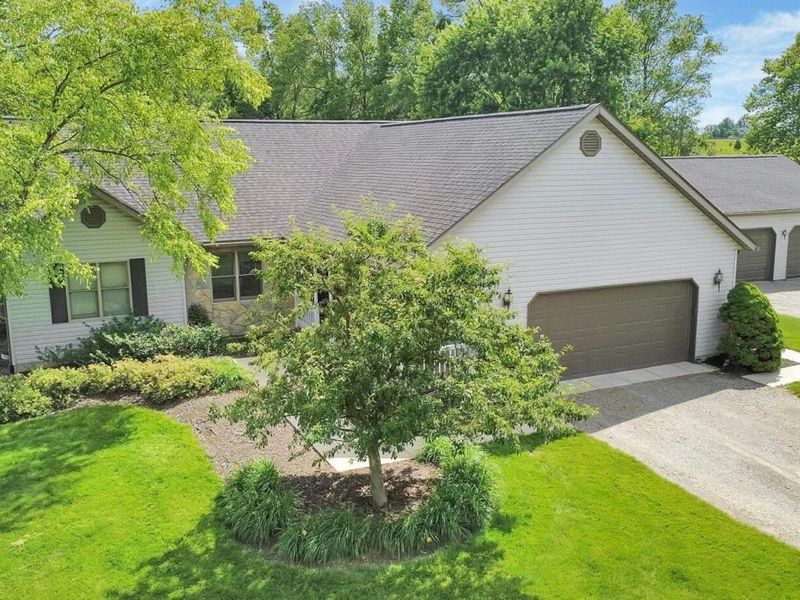 20521 Northwest Parkway, Marysville, OH 43040 Photo 2