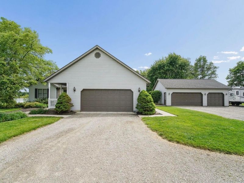 20521 Northwest Parkway, Marysville, OH 43040 Photo 3