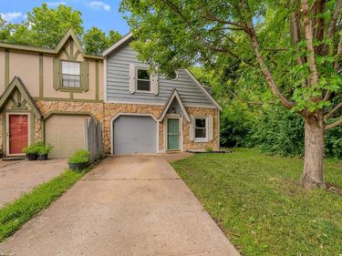 1904 W 3rd , Lawrence, KS 66044