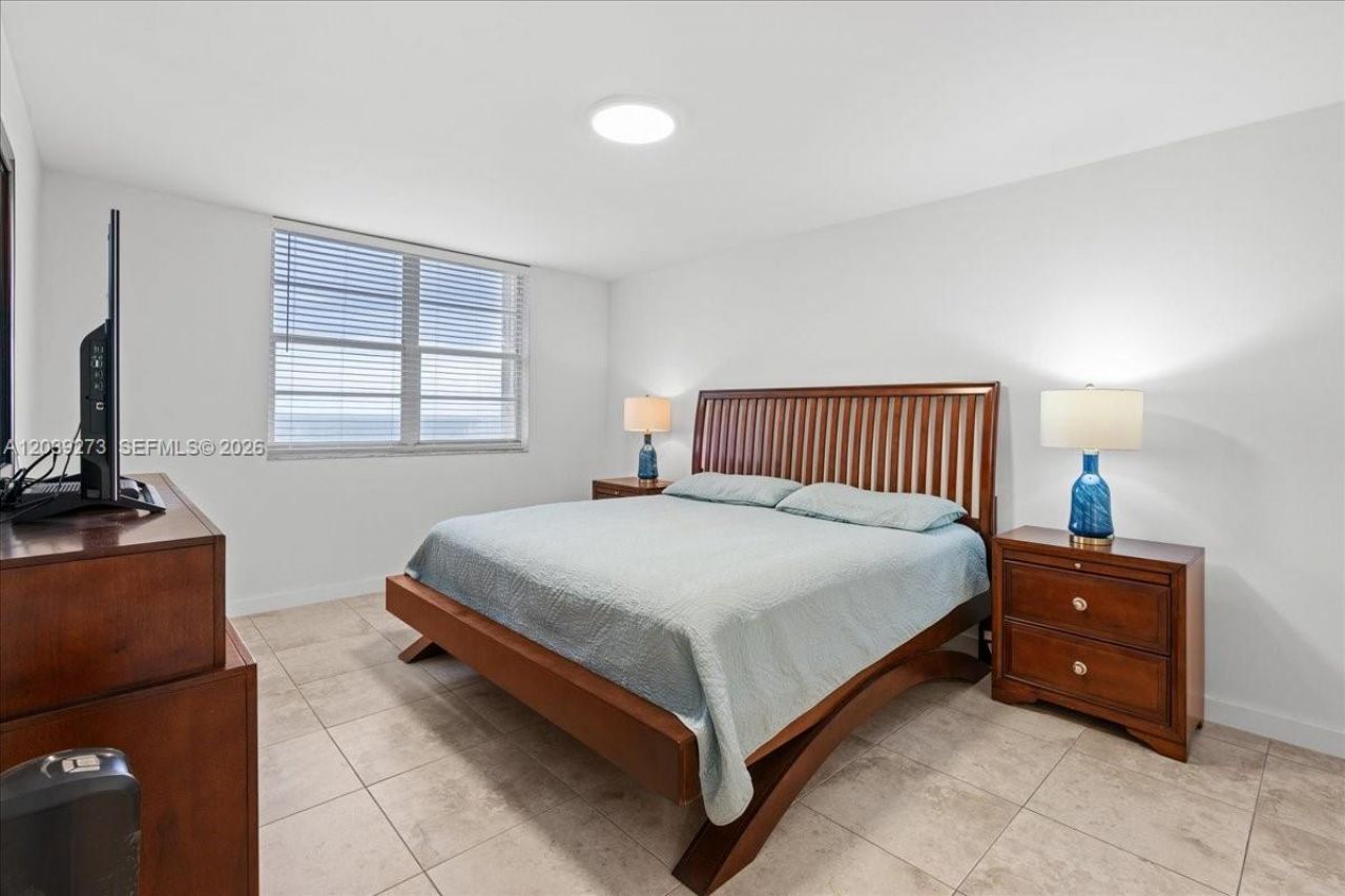 1900 S Ocean Blvd , Unit 11T, Lauderdale by the Sea, FL 33062 Photo