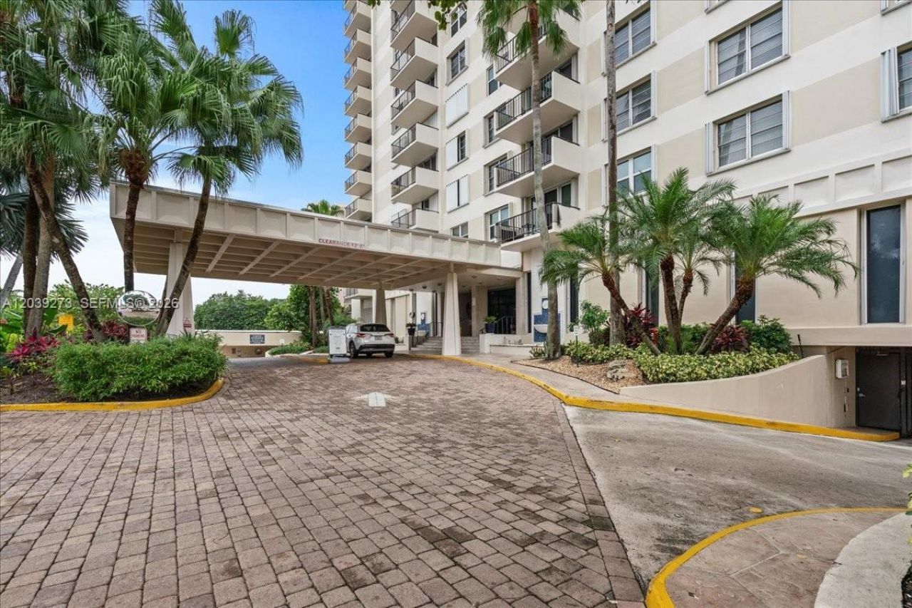 1900 S Ocean Blvd , Unit 11T, Lauderdale by the Sea, FL 33062 Photo