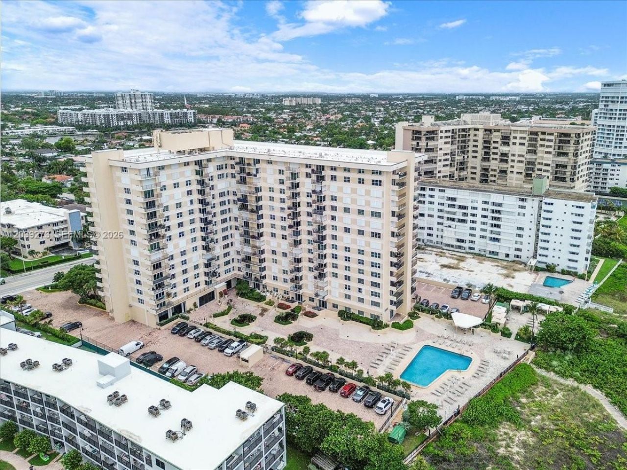 1900 S Ocean Blvd , Unit 11T, Lauderdale by the Sea, FL 33062 Photo