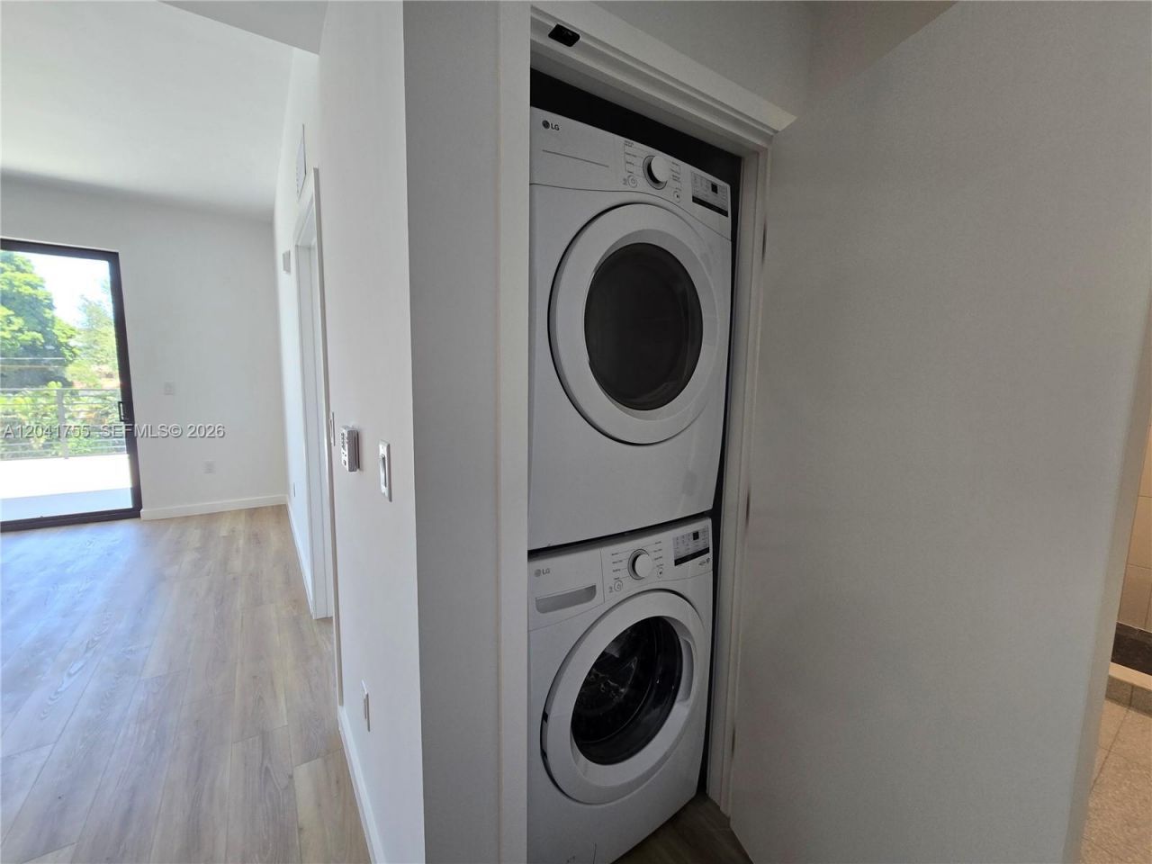 2233 Fillmore St , Unit 403, Hollywood, FL 33020 Photo