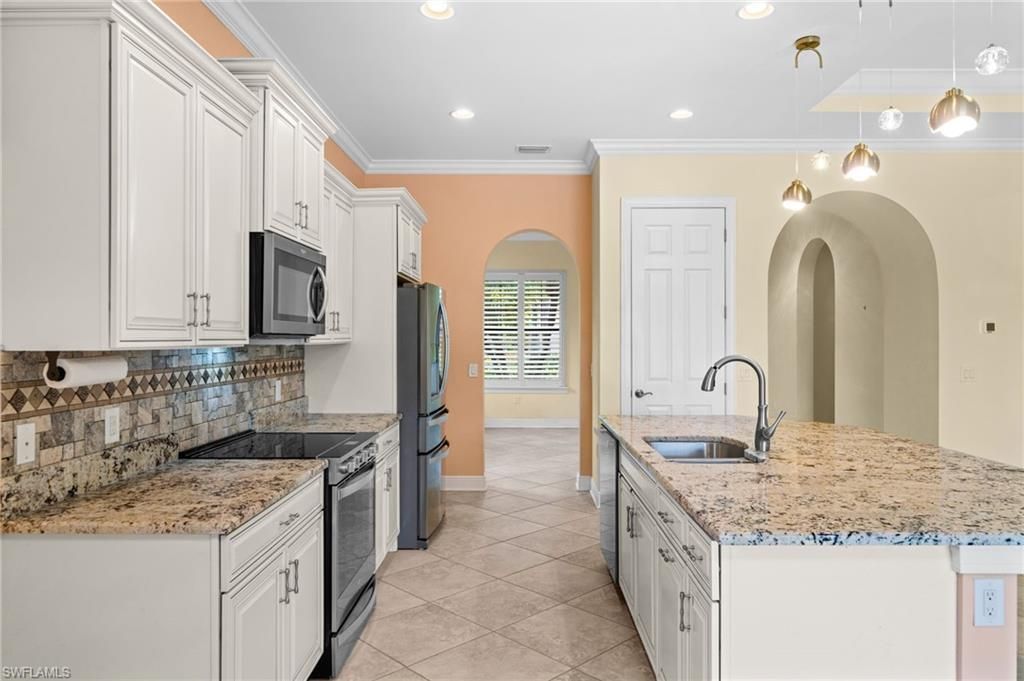 10259 Ashbrook Ct , Fort Myers, FL 33913 Photo
