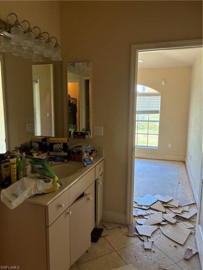 2810 NW 14th Ter, Cape Coral, FL 33993 Photo