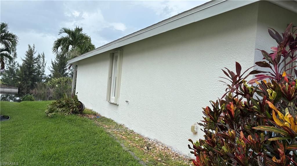 2810 NW 14th Ter, Cape Coral, FL 33993 Photo