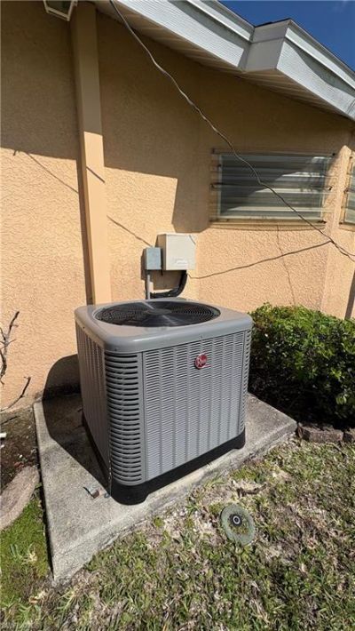 2810 NW 14th Ter , Cape Coral, FL 33993 Photo