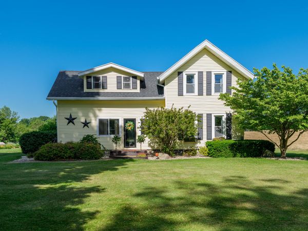 12708 S 47th Street, Fulton, MI 49052