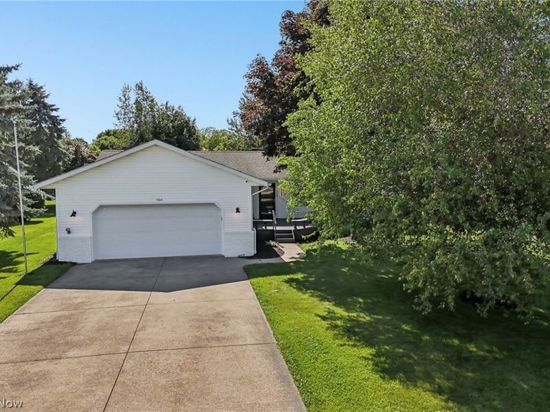 1304 State Road, Wadsworth, OH 44281 Photo 2