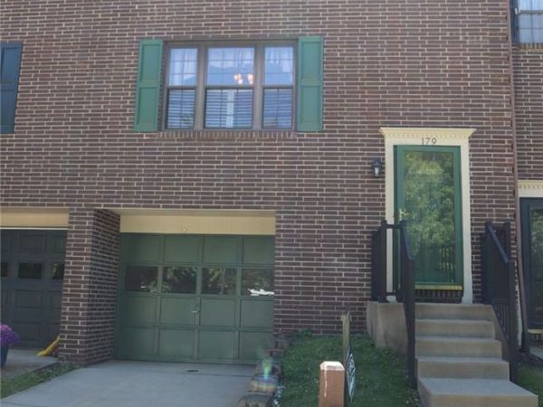 179 London Towne Dr, Pittsburgh, PA 15226