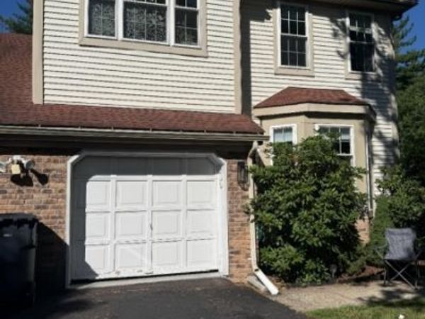 13 Mohawk Trl, Branchburg, NJ 08876