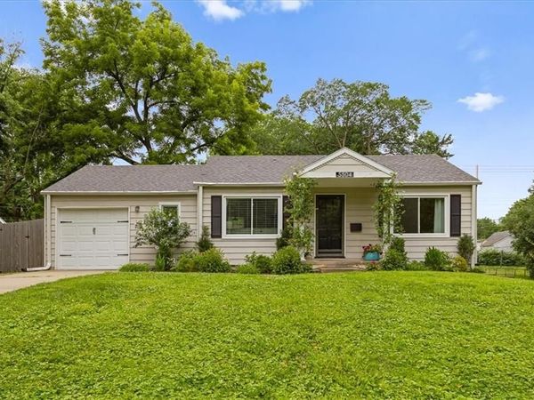5504 Nall Avenue, Roeland Park, KS 66202