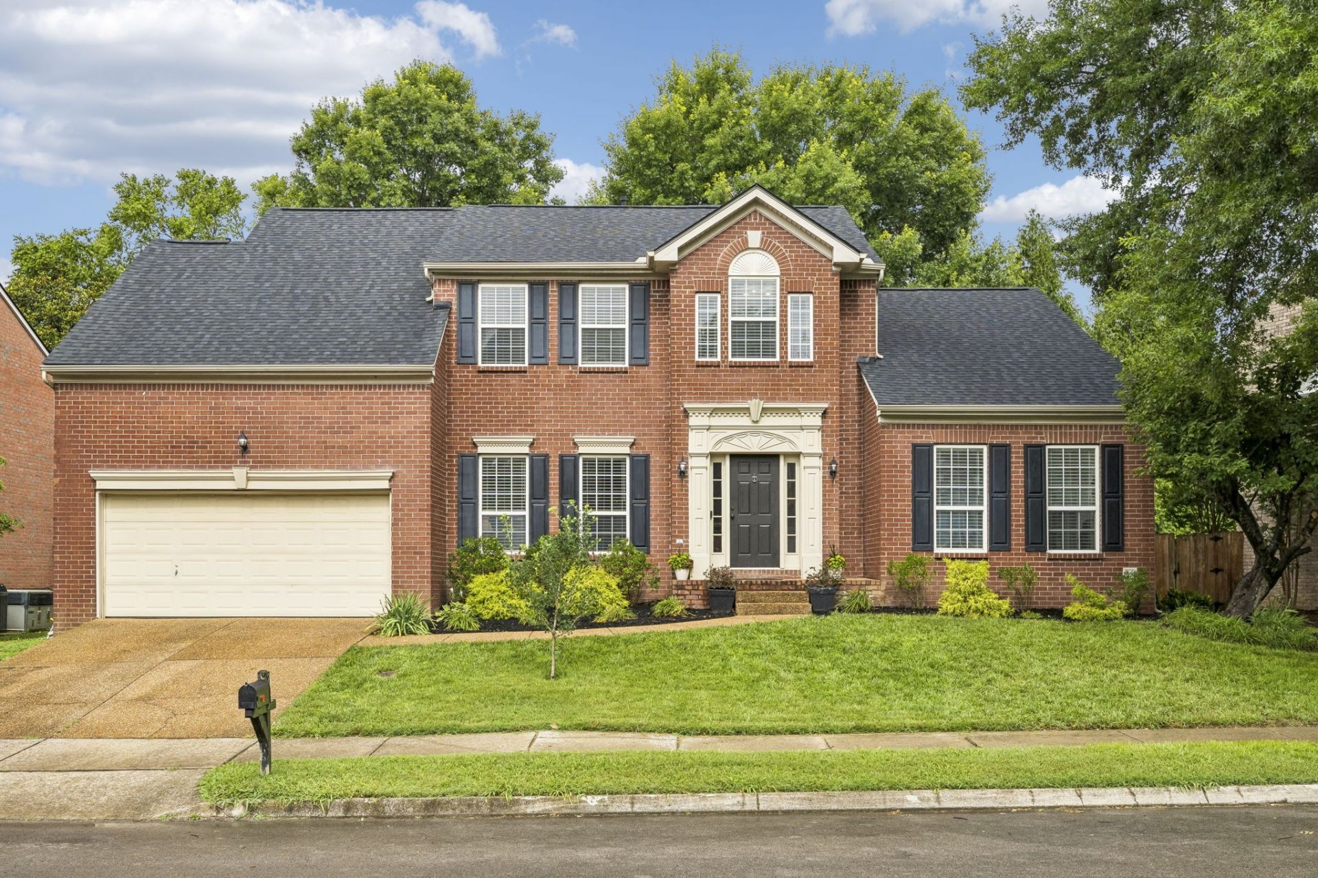 223 Lighthouse Ter, Franklin, TN 37064 Main Photo