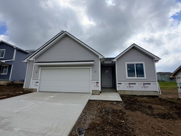 218 Canyon Drive, Norwalk, IA 50211