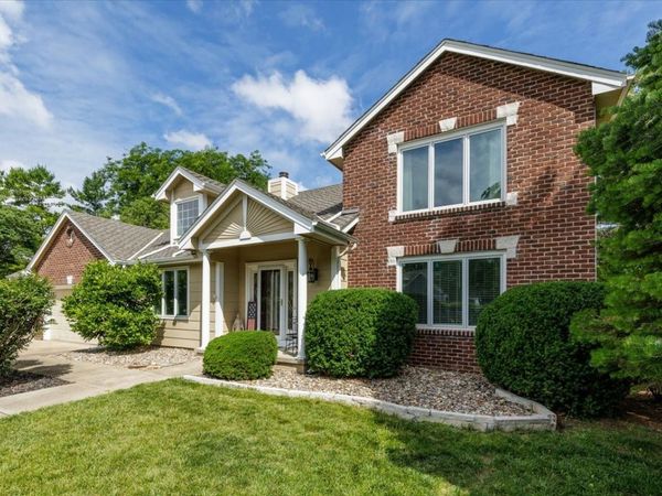 13921 Hawthorn Drive , Clive, IA 50325