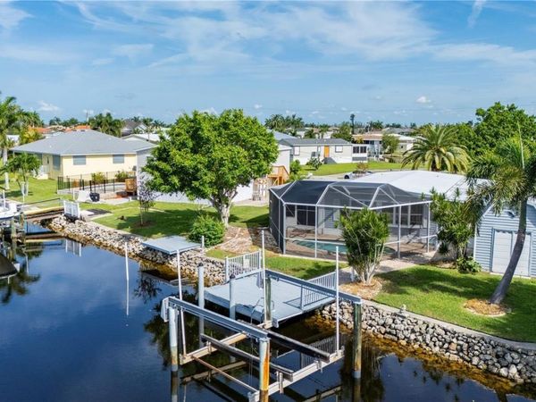 731 TANGERINE COURT , PUNTA GORDA, FL 33950