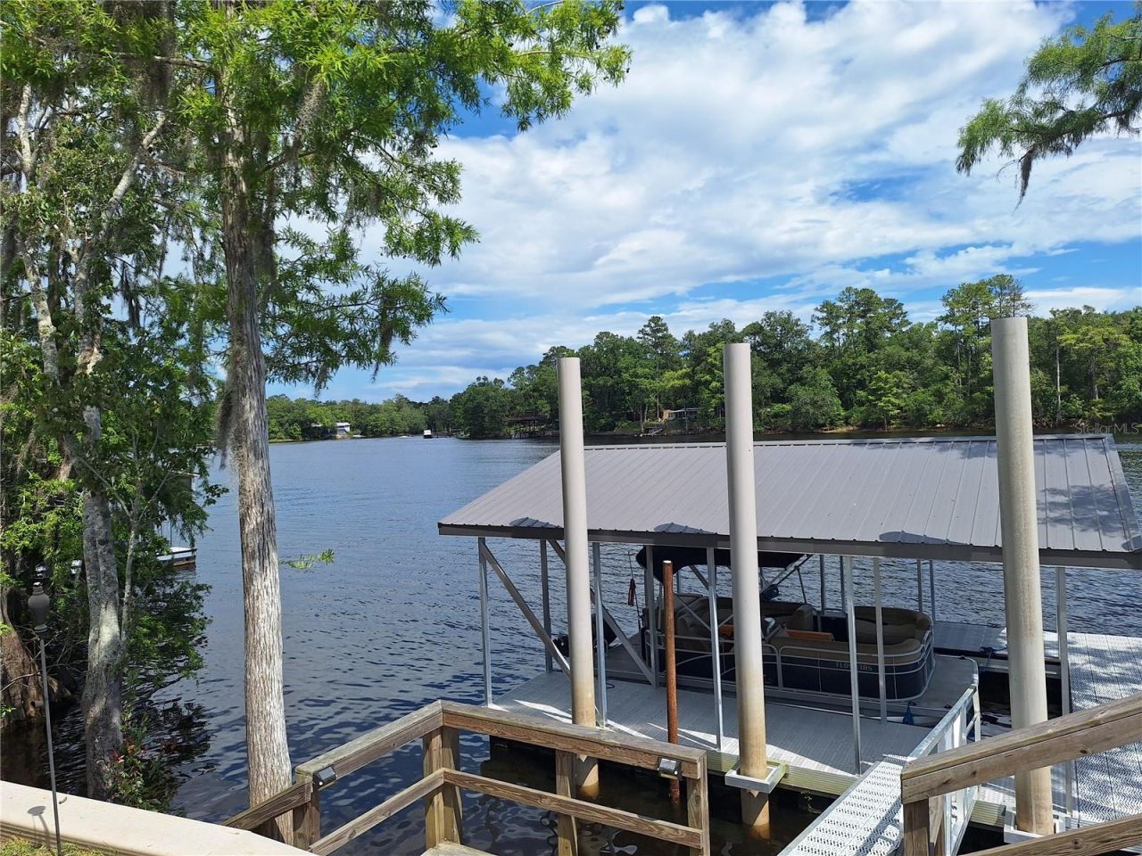 8213 Riverview Road , Fanning Springs, FL 32693 Photo
